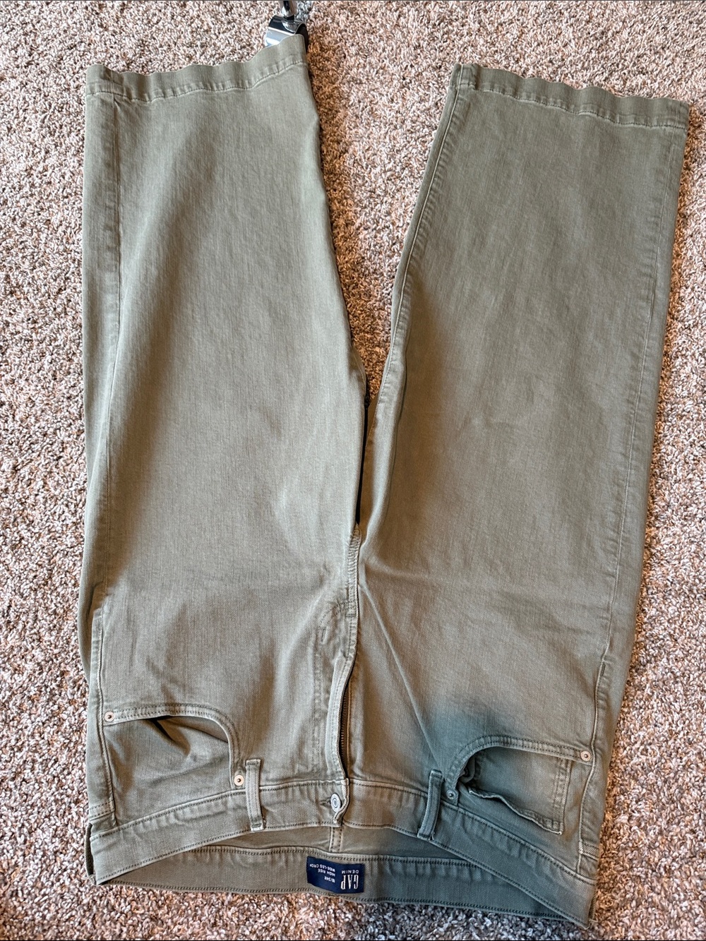 GAP Women's Flare Jeans in Olive Green